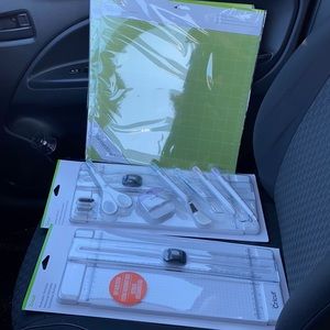 Cricut bundle